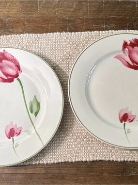 Thomson Pottery Gina Pattern with Tulips - Set of 2